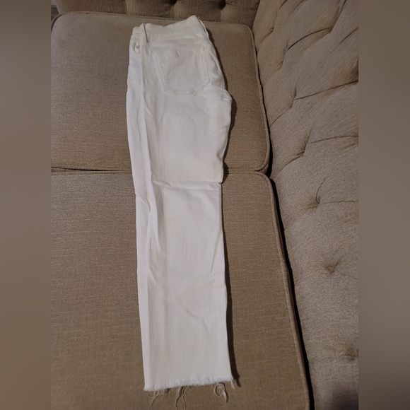 White jeans with raw hem - Picture 3 of 6